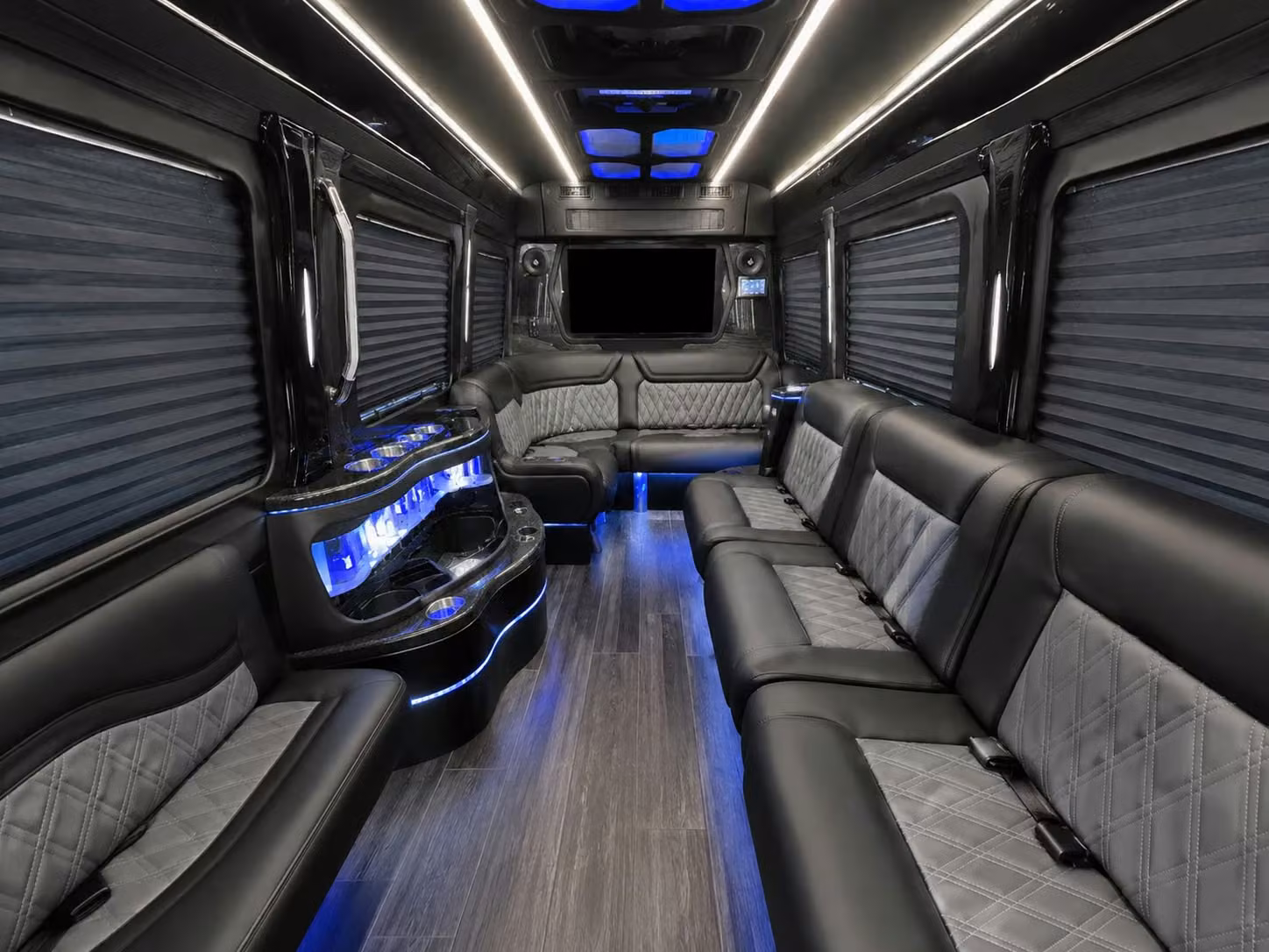 airport transfers and long distance travel for hawthorne church groups