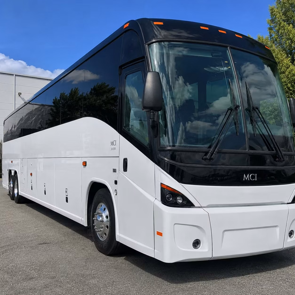 corporate shuttle routes connecting hawthorne to lax and the south bay tech corridor