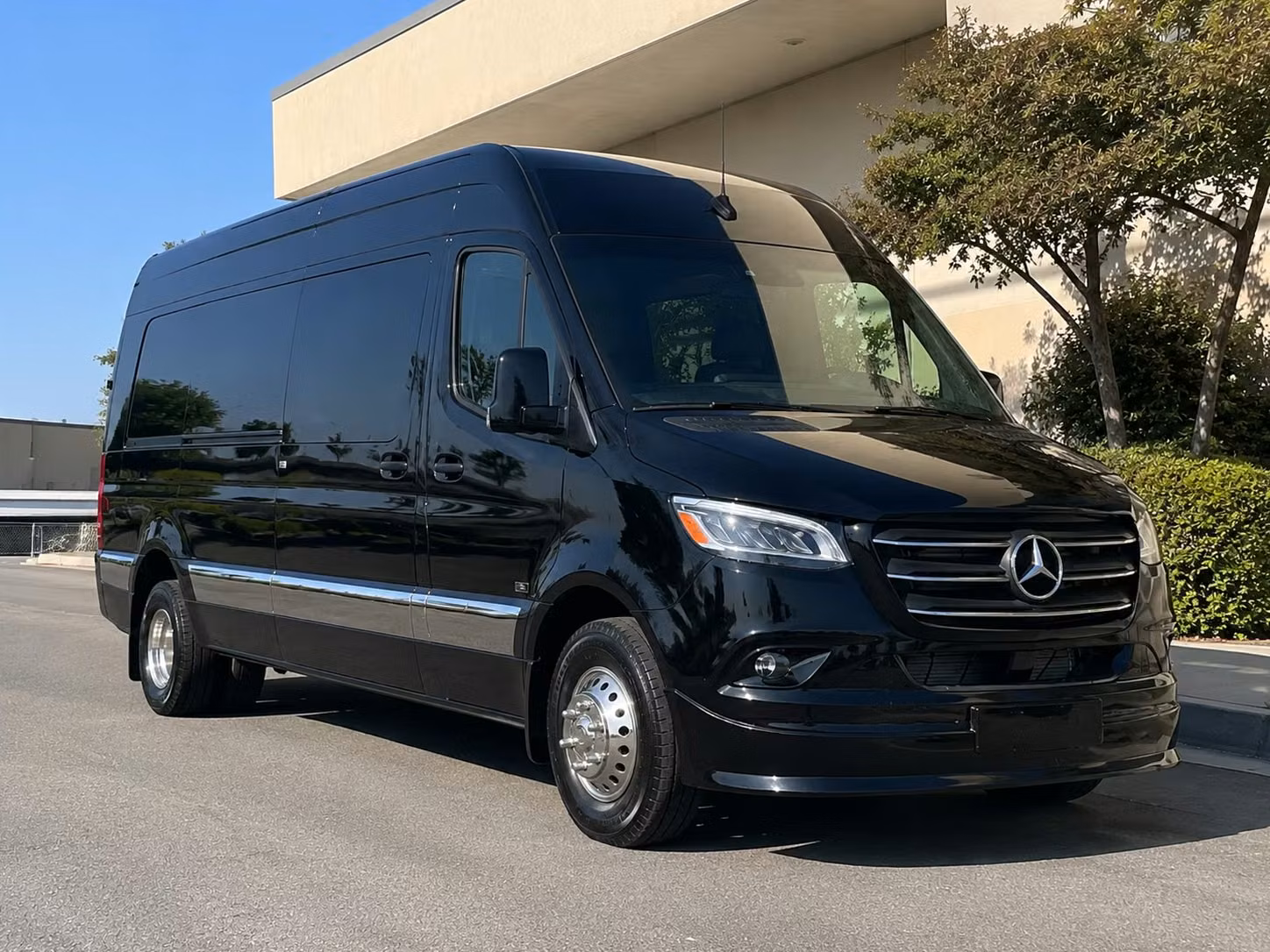 hawthorne sprinter limo rental