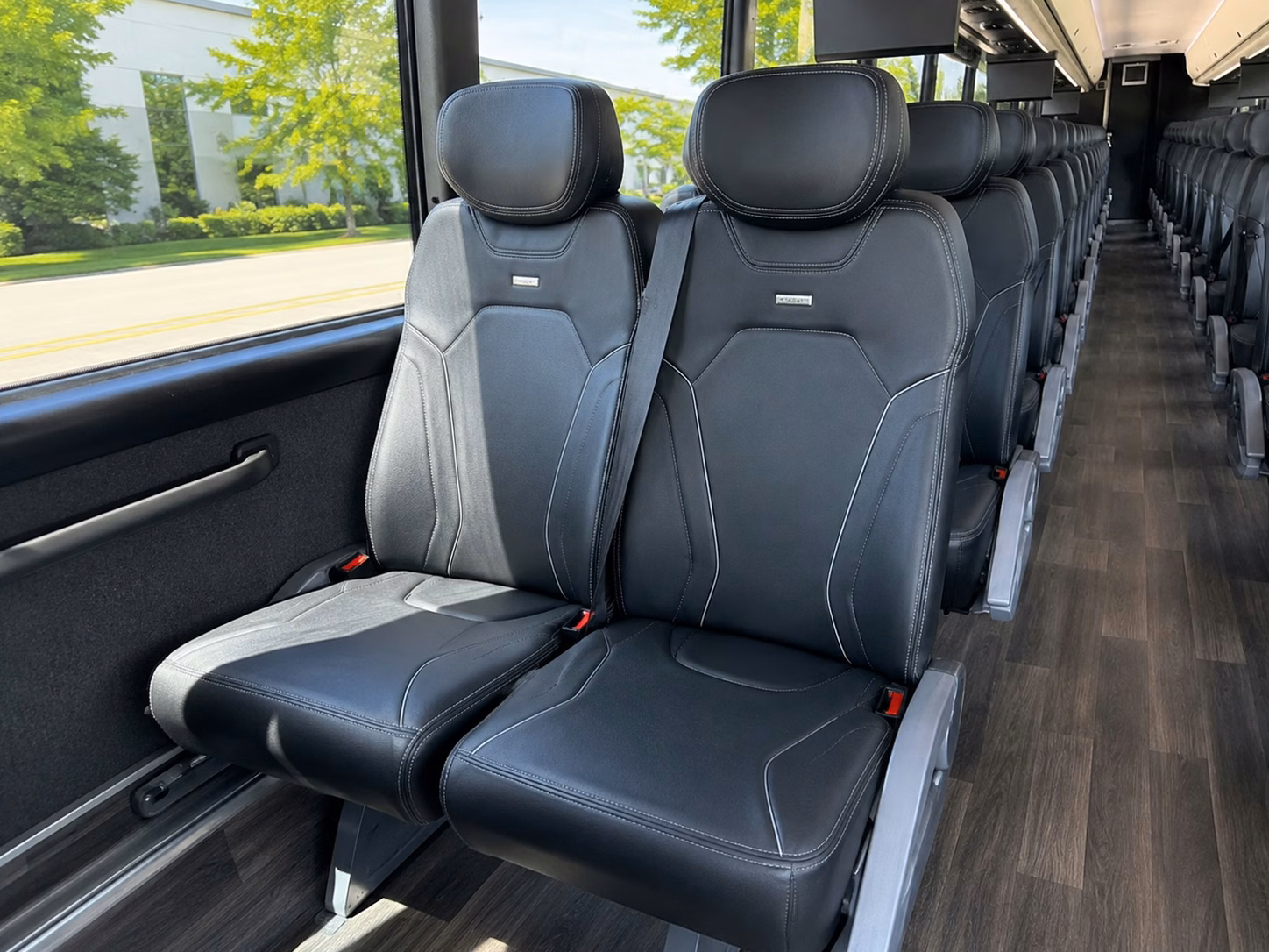 hawthornecharterbus com makes it easy to arrange lax airport shuttle service for wedding guests