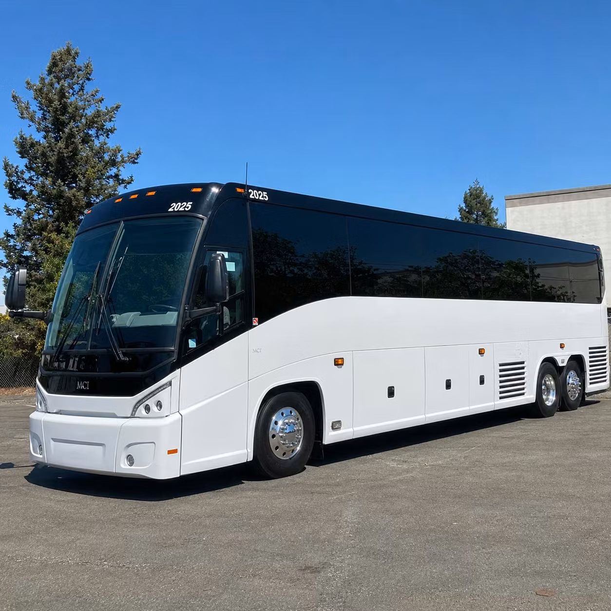 intuit dome charter bus rentals for hawthorne clippers fans