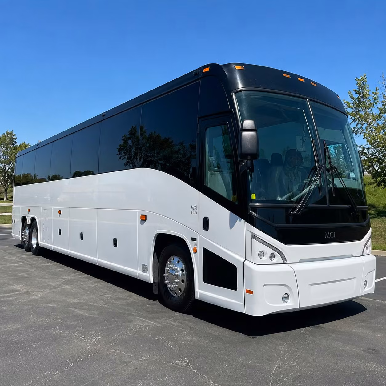 long beach airport group transportation is a smart choice for south bay travelers